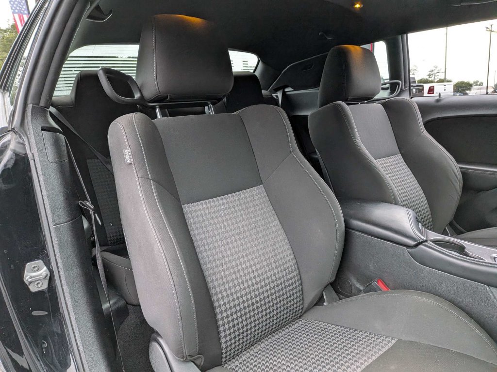 Used 2023 Dodge Challenger GT RWD image 15