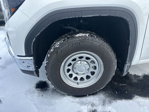 Used 2025 GMC Sierra 1500 Pro w/ Pro Value Package image 16