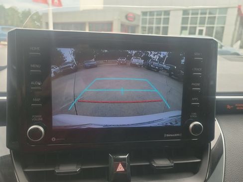 Used 2022 Toyota Corolla LE FWD image 24