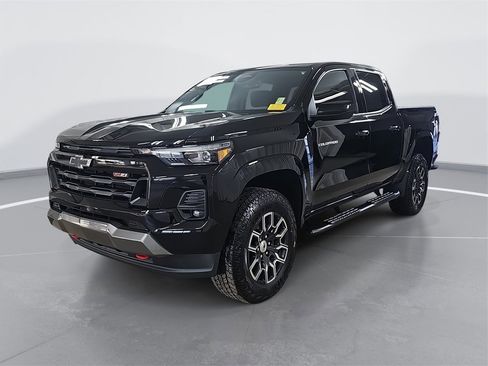 Certified 2023 Chevrolet Colorado Z71 w/ Z71 Convenience Package 2 image 9