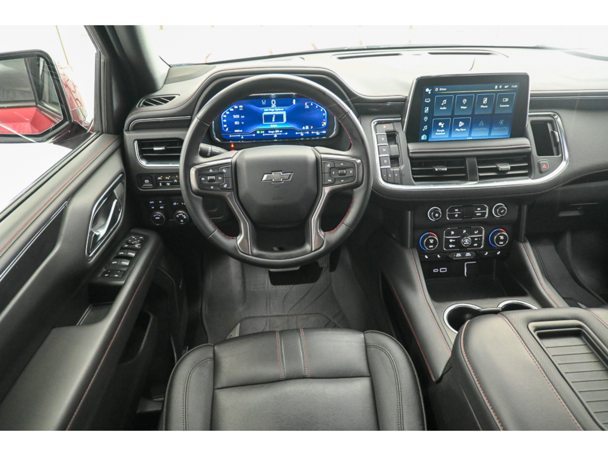 Used 2024 Chevrolet Tahoe RST w/ Luxury Package AWD/4WD image 31