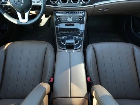 Certified 2019 Mercedes-Benz E 300 4MATIC image 29