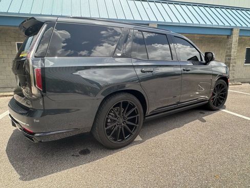 Used 2022 Cadillac Escalade Sport Platinum image 8