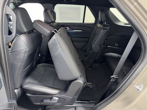 New 2026 Ford Explorer Tremor w/ Tremor Convenience Package image 34