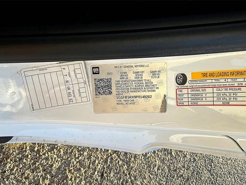 Used 2023 Chevrolet Camaro LT image 34