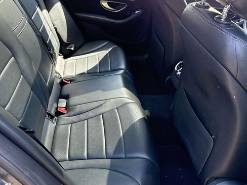 Used 2019 Mercedes-Benz C 300 4MATIC Sedan w/ Premium Package image 10