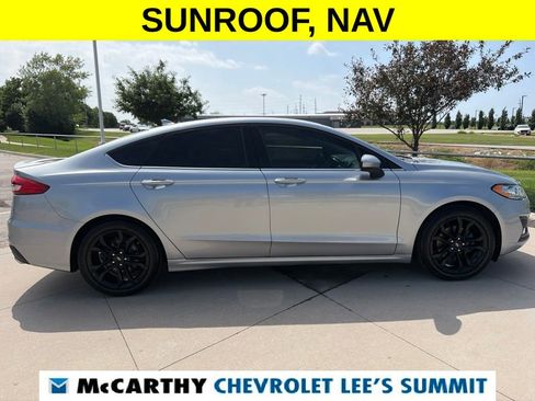 Used 2020 Ford Fusion SE w/ Equipment Group 151A FWD image 16