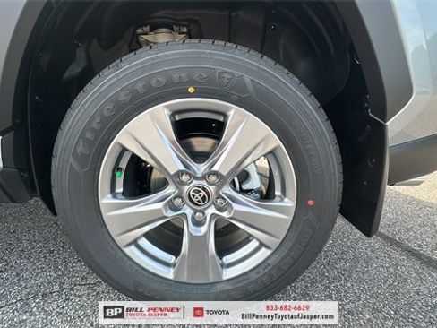 New 2025 Toyota RAV4 LE image 18
