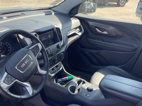 Certified 2024 GMC Terrain SLT image 5