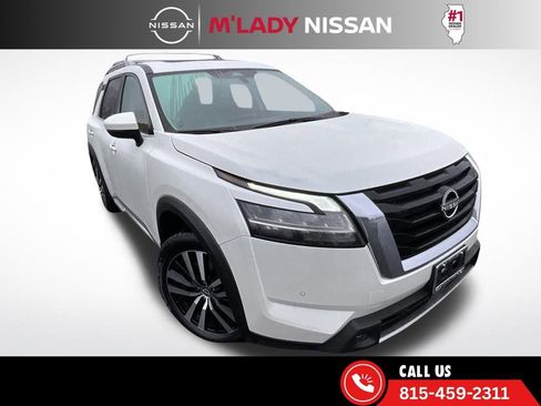 Used 2023 Nissan Pathfinder Platinum w/ Cargo Package image 1