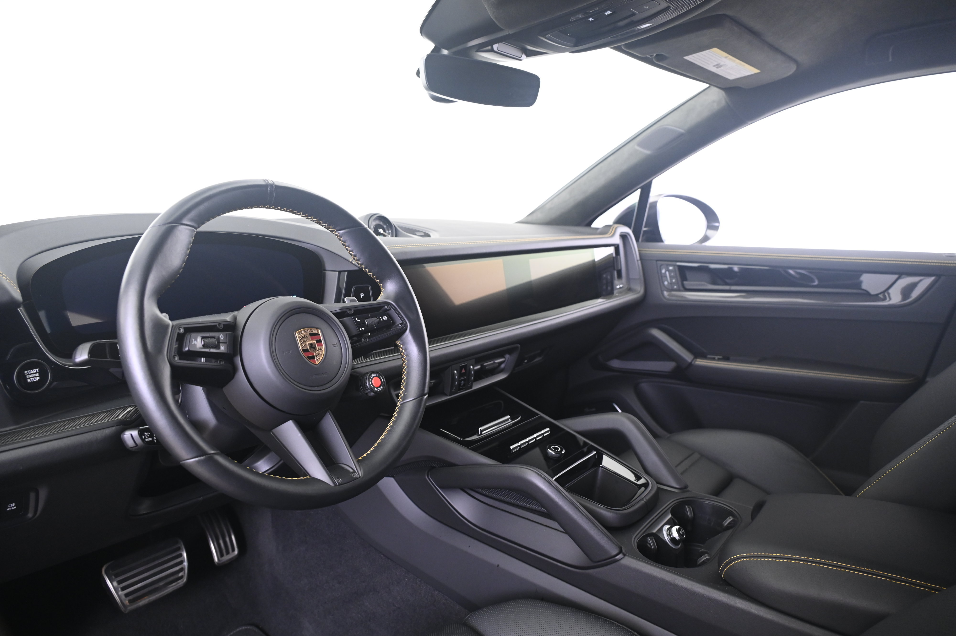 Used 2024 Porsche Cayenne Turbo GT AWD/4WD image 28