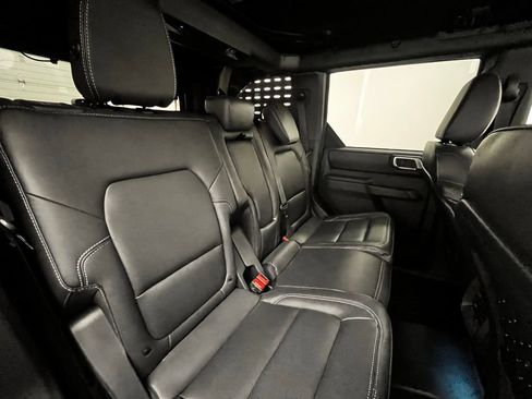 New 2025 Ford Bronco Badlands AWD/4WD image 39