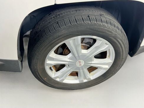 Used 2016 GMC Terrain SLE w/ Chrome Edition AWD/4WD image 31