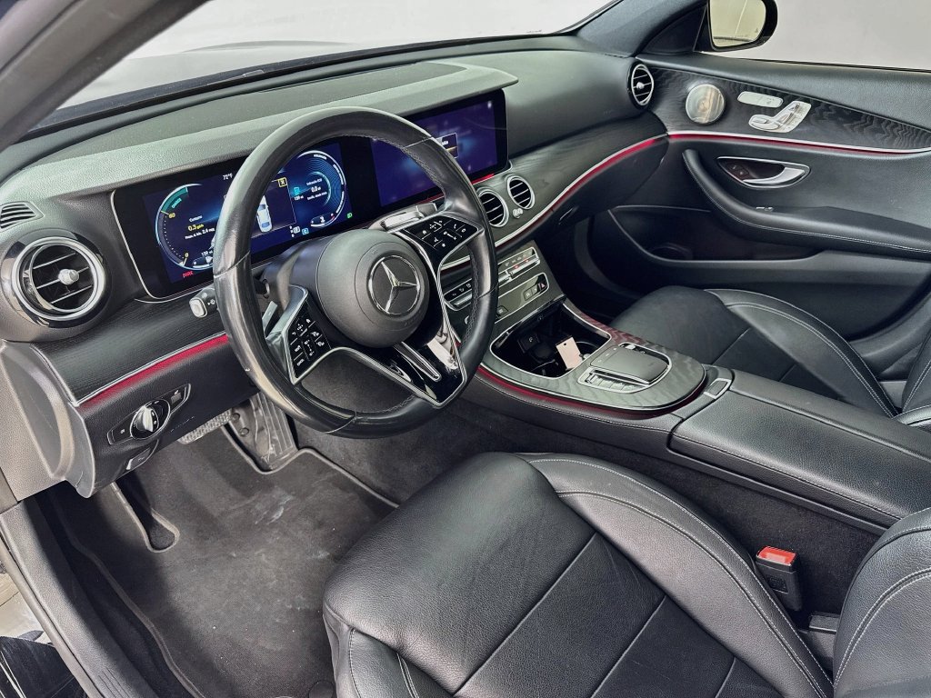 Used 2022 Mercedes-Benz E 350 Sedan image 9