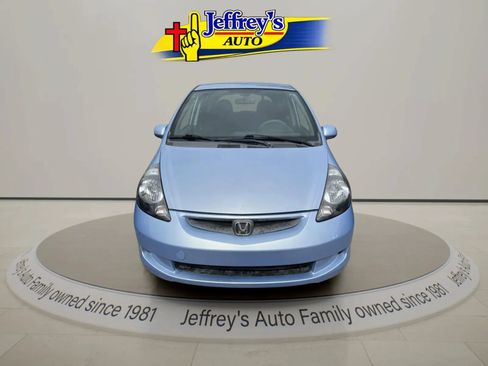 Used 2008 Honda Fit image 3