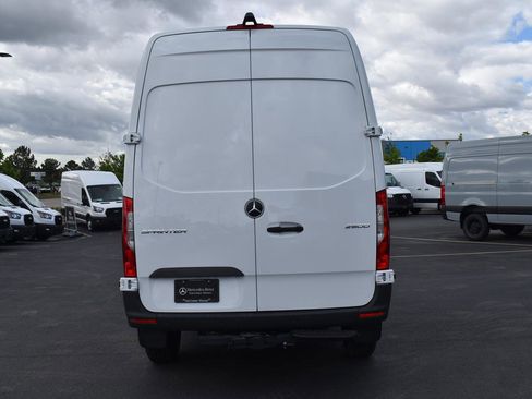 Used 2024 Mercedes-Benz Sprinter 144 Cargo image 4