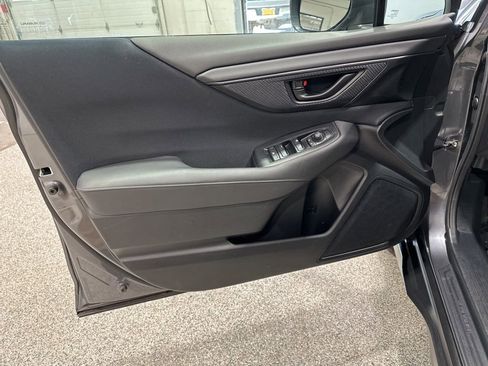 Used 2021 Subaru Outback 2.5i image 13