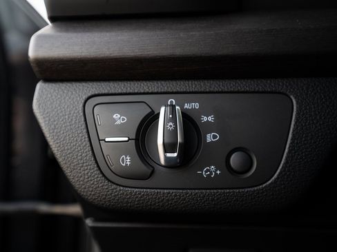 Used 2022 Audi Q5 2.0T Premium Plus w/ Premium Plus Package image 23