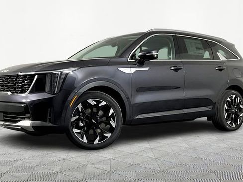 Certified 2026 Kia Sorento EX w/ EX Premium Package FWD image 1