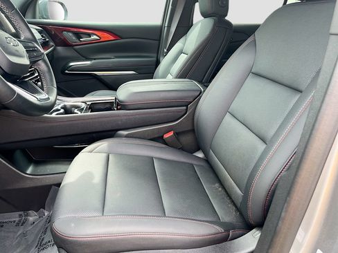 Used 2025 Chevrolet Traverse Z71 w/ Driver Confidence Package AWD/4WD image 20