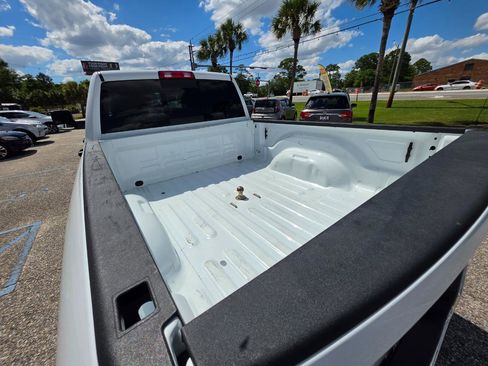 Used 2024 RAM 2500 Tradesman w/ Chrome Appearance Group AWD/4WD image 32