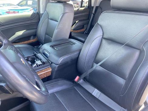 Used 2020 Chevrolet Tahoe Premier AWD/4WD image 16