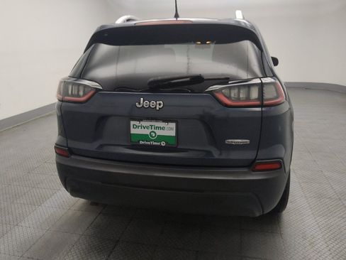 Used 2019 Jeep Cherokee Latitude w/ Cold Weather Group FWD image 7