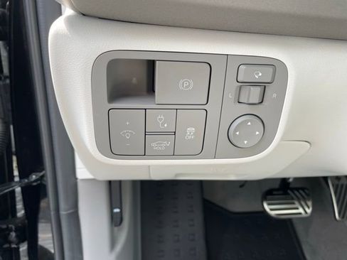 New 2024 Hyundai Ioniq 6 Limited image 12