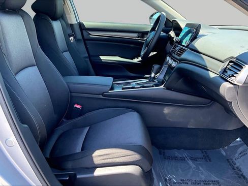Used 2021 Honda Accord LX image 8