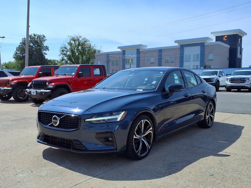 Used 2024 Volvo S60 B5 Core FWD image 19