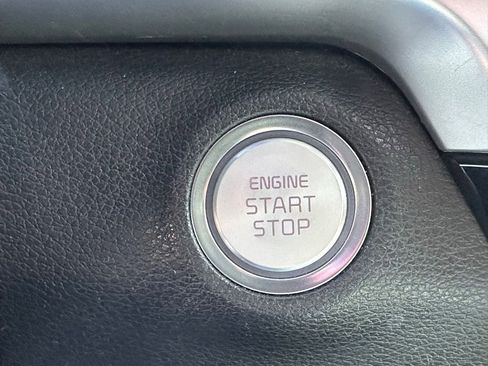 Used 2020 Kia Telluride S w/ S 8 Passenger Seating Package image 33