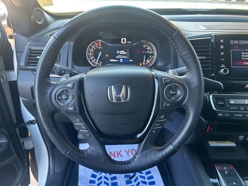 Used 2023 Honda Ridgeline Black Edition image 14