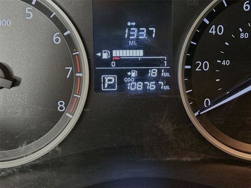 Used 2018 Nissan Kicks S FWD image 18