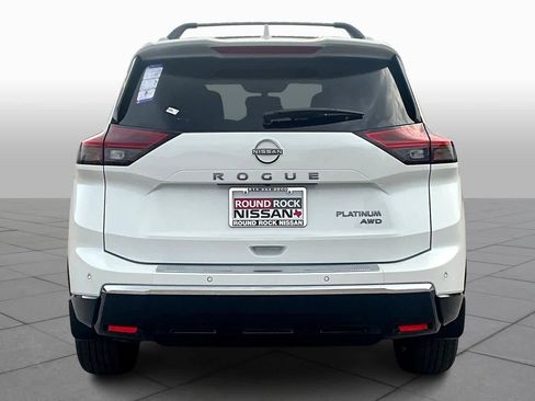 New 2026 Nissan Rogue Platinum image 4