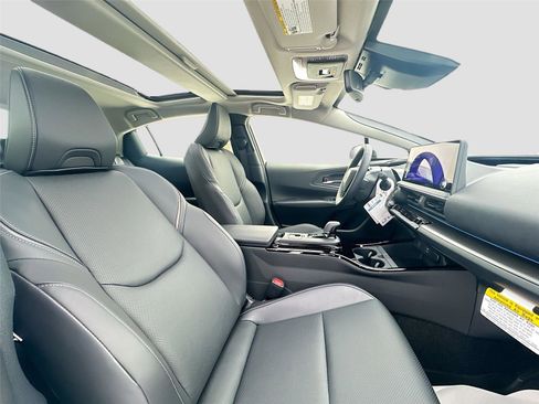 New 2026 Toyota Prius AWD image 27