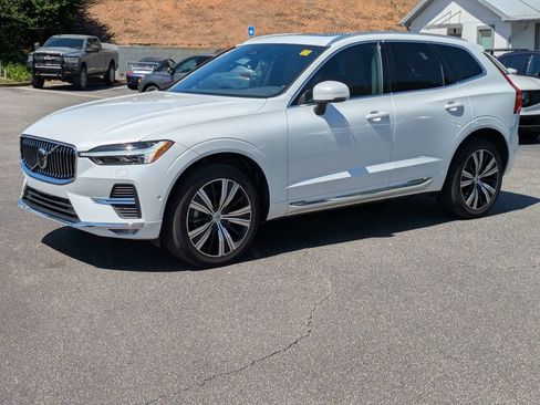 Used 2023 Volvo XC60 B5 Plus w/ Protection Package Premier FWD image 2