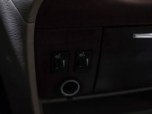 Used 2013 Toyota Sienna XLE image 34