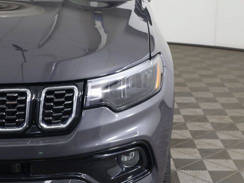 Used 2024 Jeep Compass Limited AWD/4WD image 15