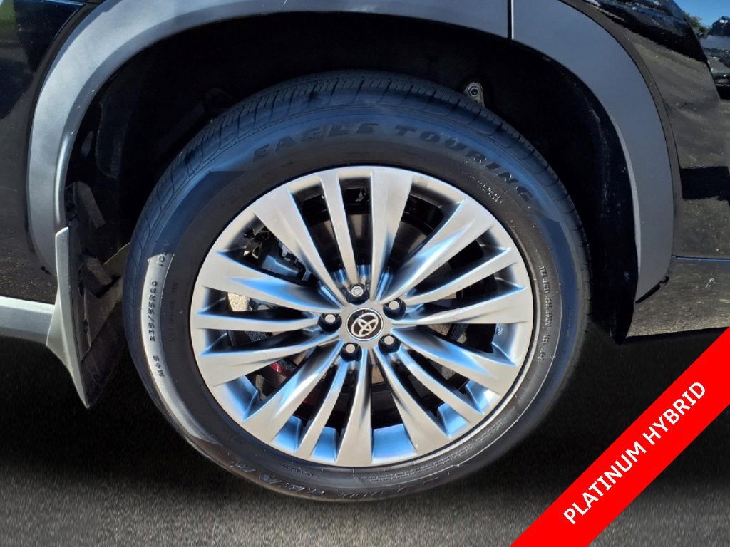 Used 2026 Toyota Highlander Platinum AWD/4WD image 38