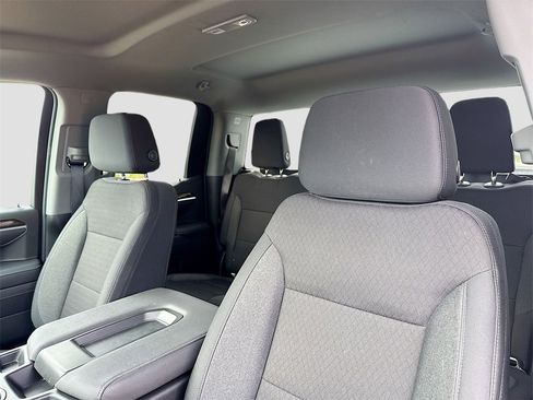 Used 2026 GMC Sierra 1500 Elevation image 12