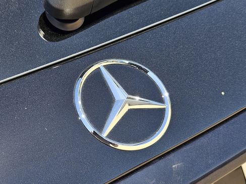 Certified 2026 Mercedes-Benz GLC 300 image 9