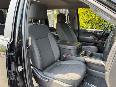 Used 2020 Chevrolet Silverado 2500 LT w/ Convenience Package image 34