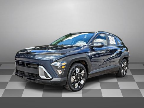 Used 2025 Hyundai Kona SEL FWD image 3
