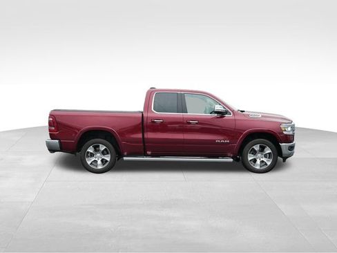 Used 2019 RAM 1500 Laramie AWD/4WD image 11