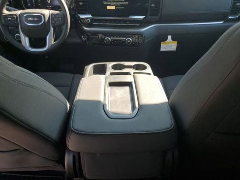 New 2026 GMC Sierra 1500 Elevation image 22