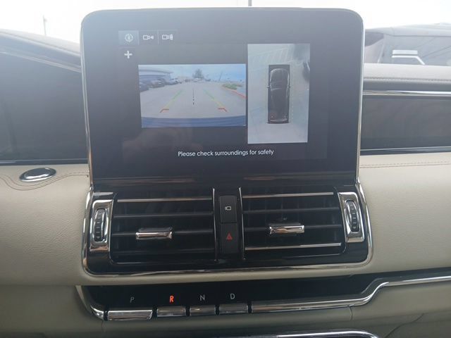 Used 2019 Lincoln Navigator L Reserve w/ Cargo Package AWD/4WD image 24