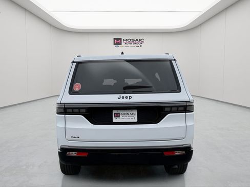 New 2026 Jeep Grand Wagoneer Limited w/ Premium Group II AWD/4WD image 4