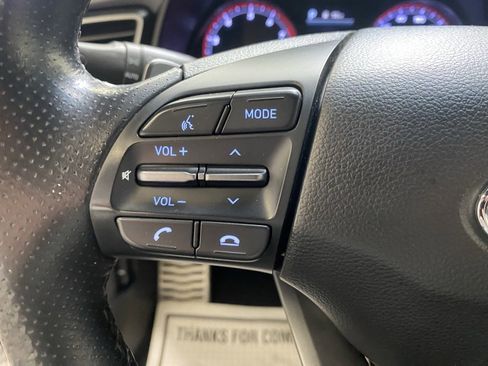 Used 2019 Hyundai Veloster Turbo image 19