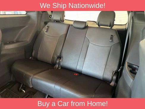 Used 2024 Toyota Sienna XSE w/ XSE Plus Package AWD/4WD image 15