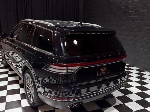 Used 2021 Lincoln Aviator AWD image 13